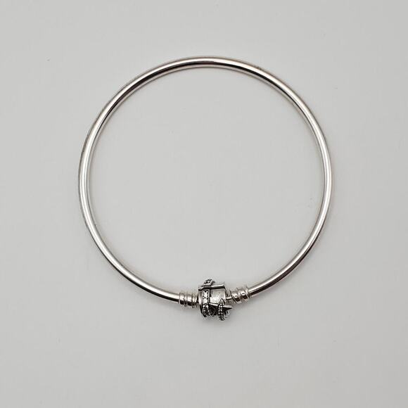 Limited Edition Pandora Moments Sparkling Shooting Star Bangle 8 in. - Picture 5 of 7